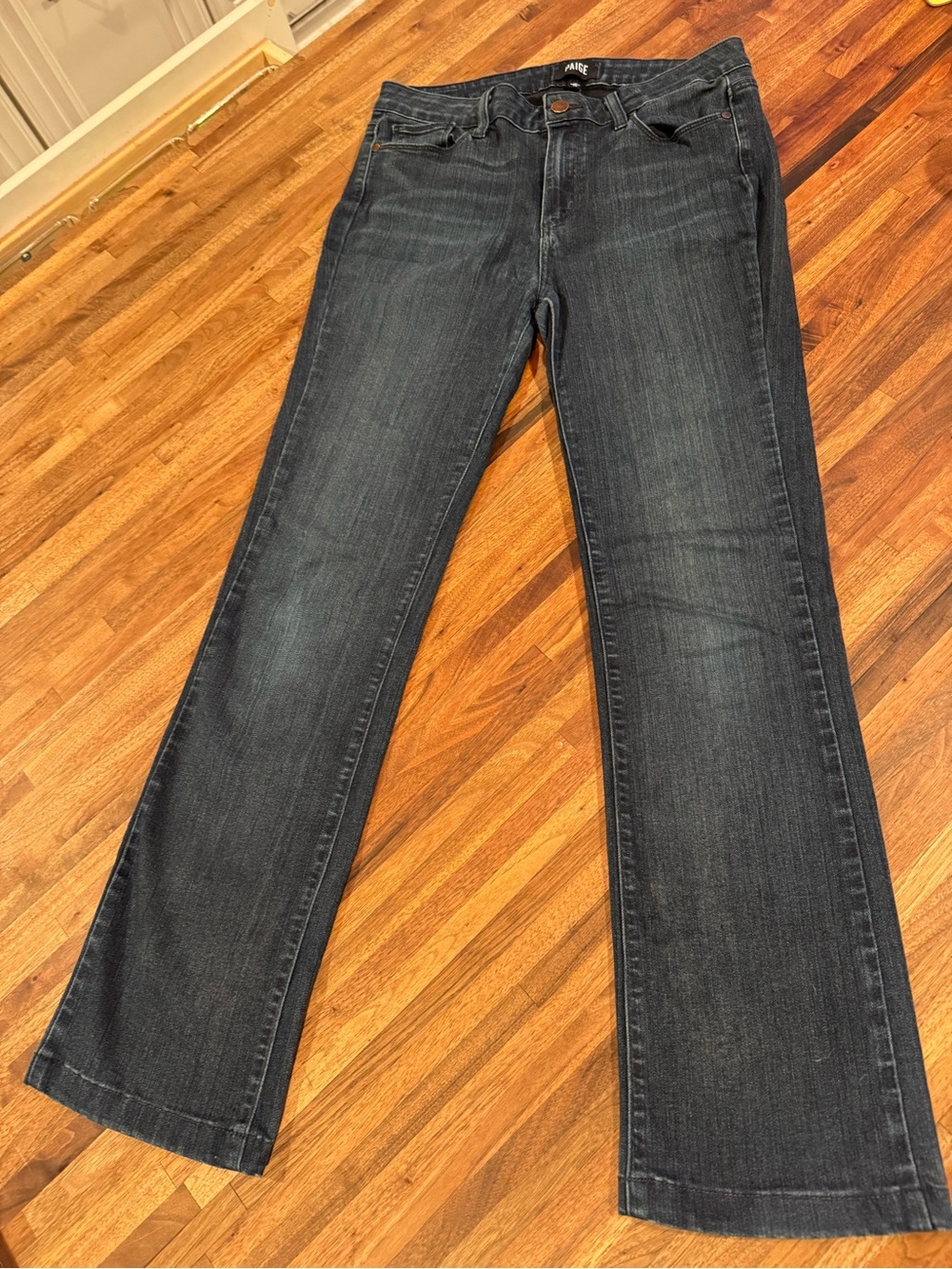 Paige High Rise Manhattan jeans in women’s size 29.
